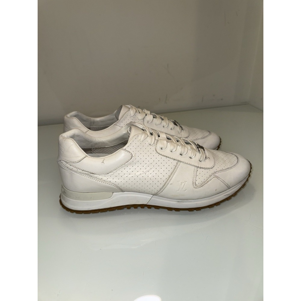Louis Vuitton Men's White Leather Run Away Sneakers US size 8 (UK 7.5) - Picture 2 of 12